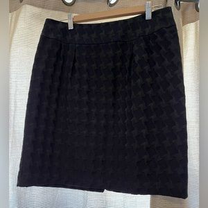 Black jacquard houndstooth pencil skirt - size 10